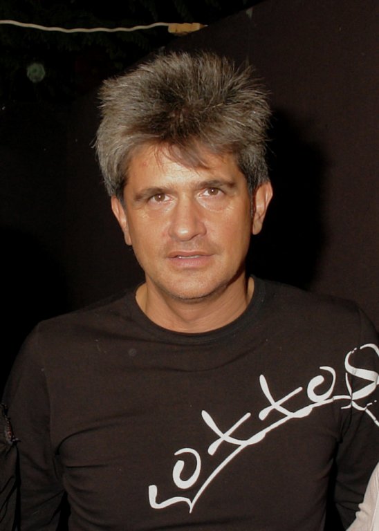 dinopiacentiradiomarte2006.jpg